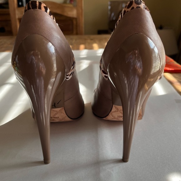 VTG Deadstock L.A.M.B Dora Brown Leather and Leopard Print Peep-Toe Heels Sz 9.5 - Picture 5 of 16